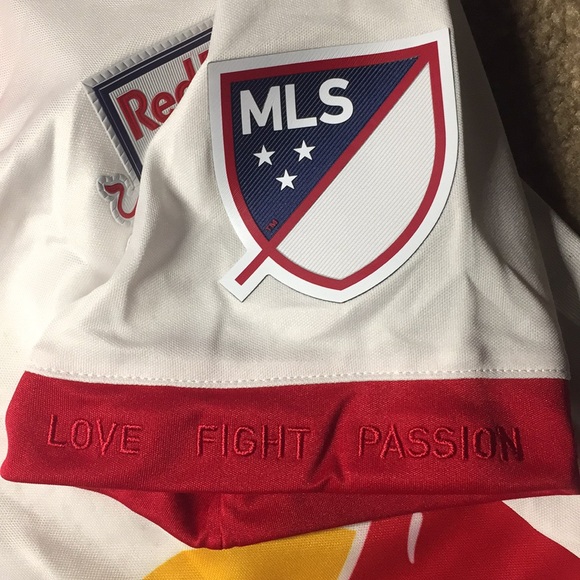 Adidas New York Red Bull’s soccer jearsy - Picture 3 of 6